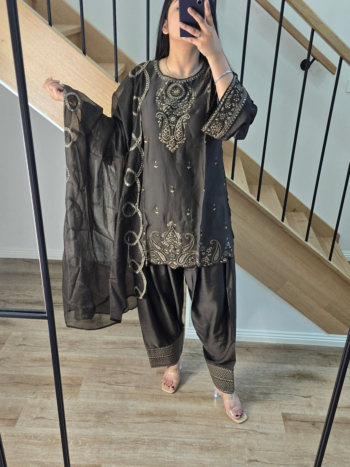Farshi suit (2 Colours available)
