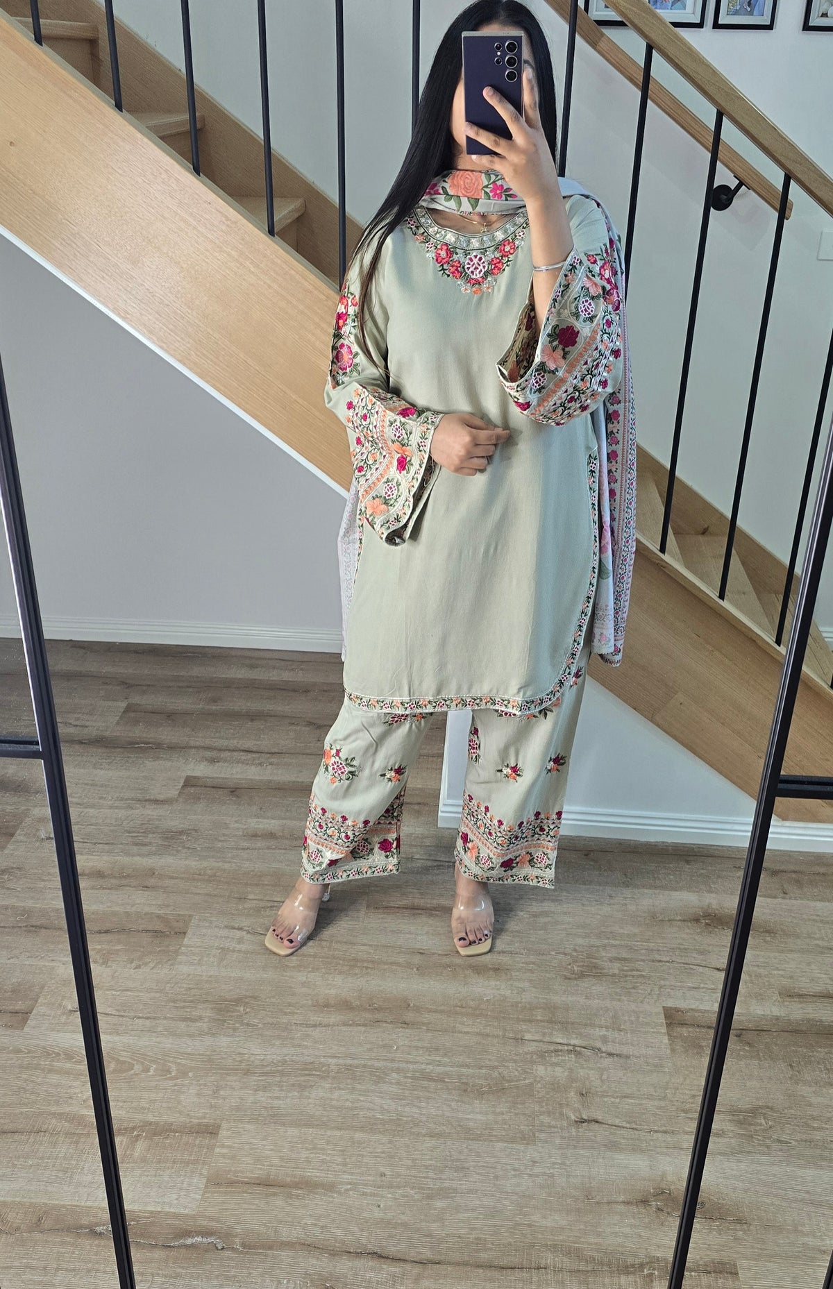 Pastel Pakistani suit