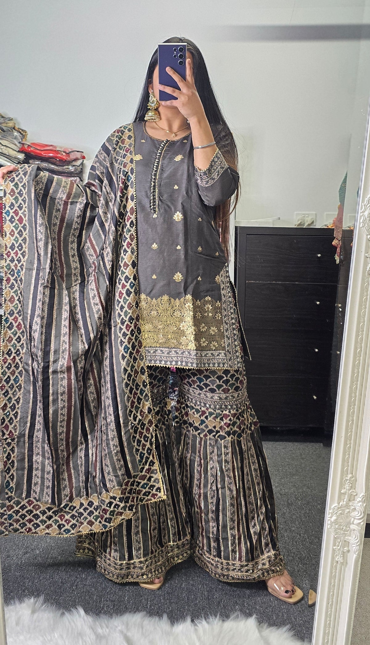 Garara suit