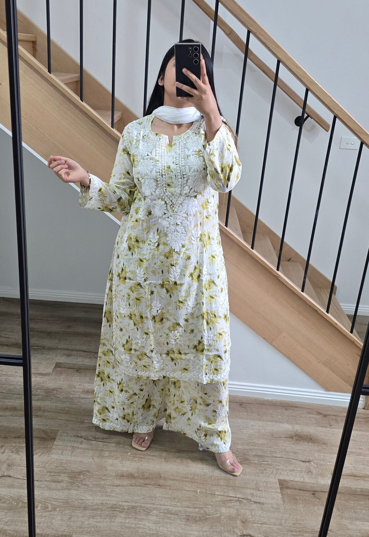 Mul Cotton Chikankari Set (dupatta not included)