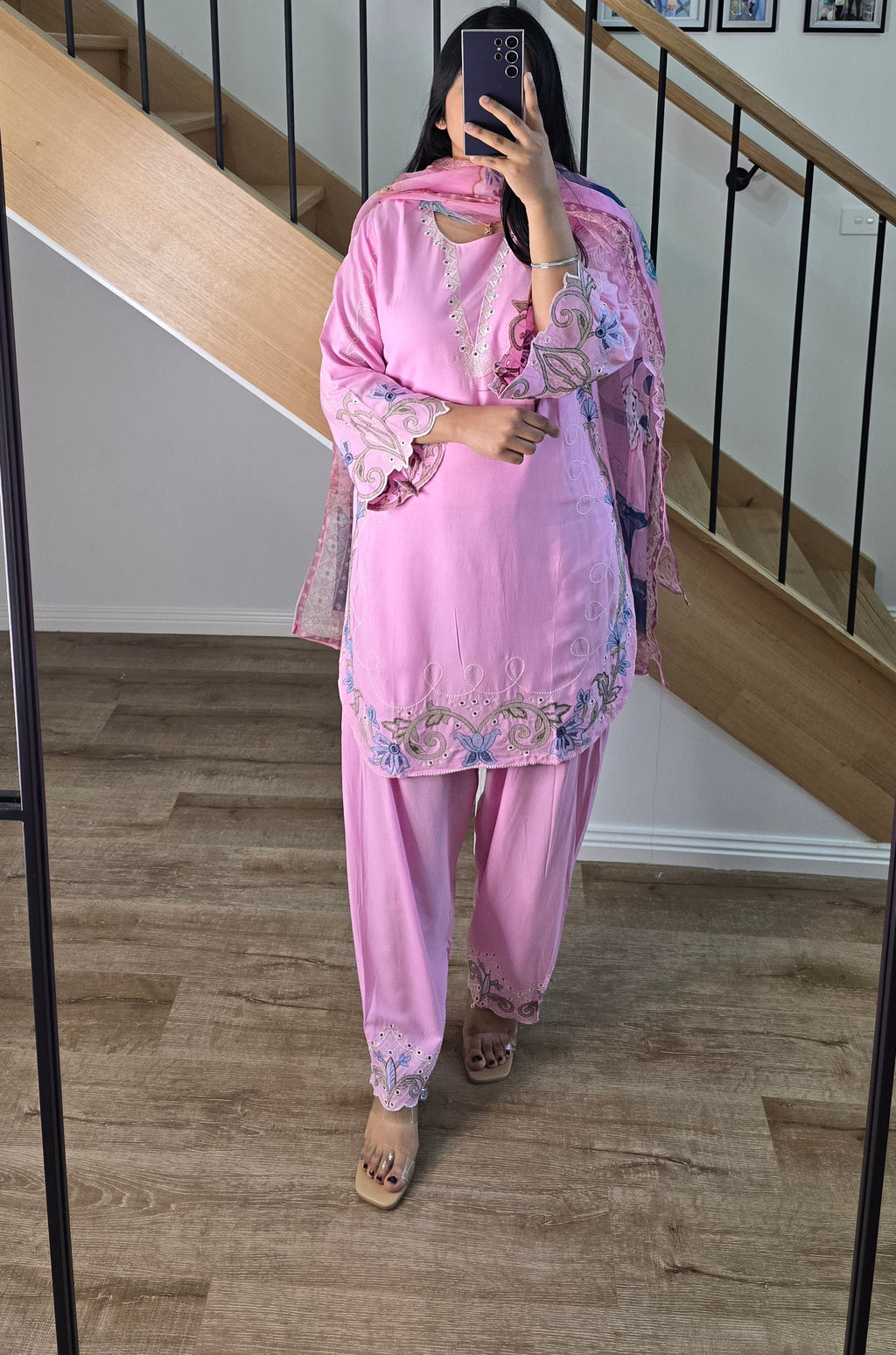 Farshi Salwar Pakistani suit